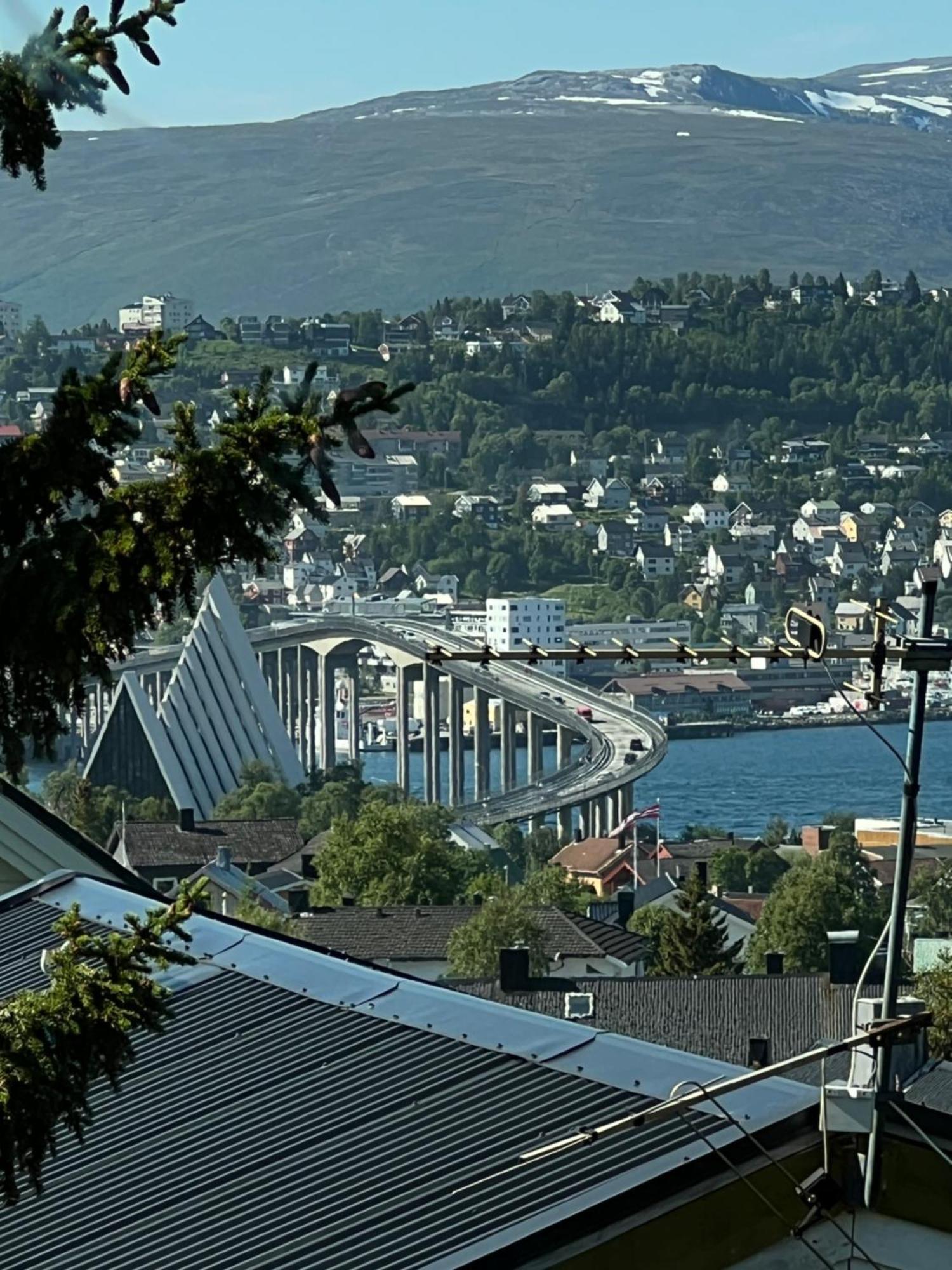 Tromso Arctic Villa With Free Parking エクステリア 写真